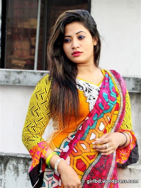 bangla babe|Bangladeshi girl hi.